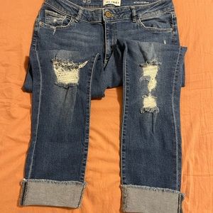 DL1961 jeans with distressed front